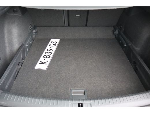 Seat Leon Sportstourer 1.5 eTSI Style Launch Edition 149PK | Achteruitrijcamera | Cruise control adaptief |... ActivLease financial lease