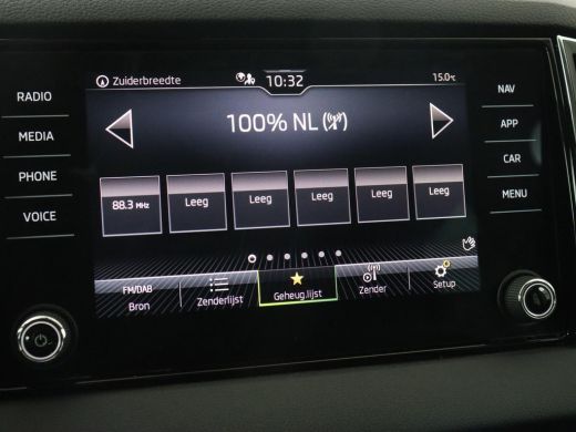 Skoda Karoq 1.0 TSI Business Edition | Panoramadak | Trekhaak | Carplay | Navigatie | Park Assist  | Climate ... ActivLease financial lease