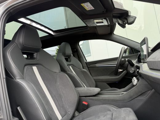 Skoda Kodiaq 1.5 TSI 204pk PHEV Sportline | Pano dak | Trekhaak ActivLease financial lease