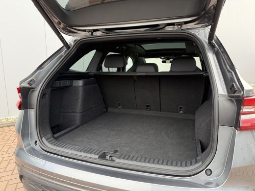 Skoda Kodiaq 1.5 TSI 204pk PHEV Sportline | Pano dak | Trekhaak ActivLease financial lease