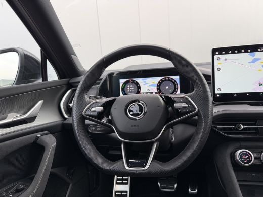 Skoda Kodiaq 1.5 TSI 204pk PHEV Sportline | Pano dak | Trekhaak ActivLease financial lease