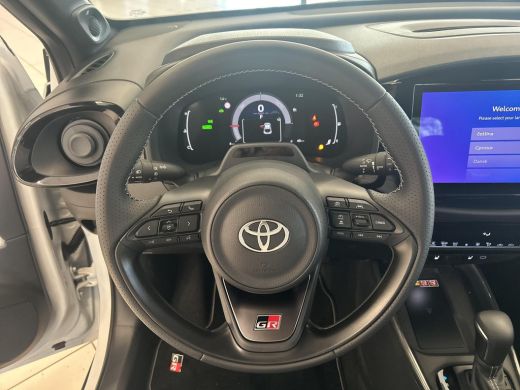 Toyota Aygo Hybrid 115 GR Sport ActivLease financial lease