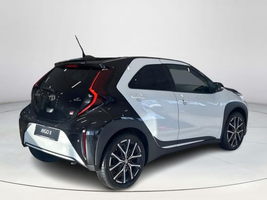 Toyota Aygo Hybrid 115 GR Sport ActivLease financial lease