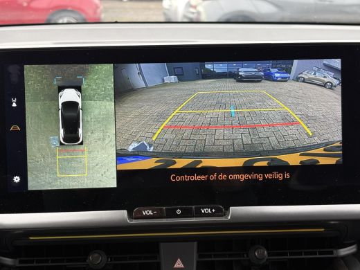 Toyota C-HR 2.0 Hybrid 200 Premi&egrave;re Edition AWD **BOMVOL OPTIES/ PANORAMA DAK/ GEHEUGEN VOORSTOEL/ 360 CAMERA... ActivLease financial lease