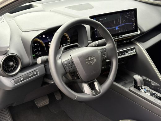 Toyota C-HR 2.0 Hybrid 200 Premi&egrave;re Edition AWD **BOMVOL OPTIES/ PANORAMA DAK/ GEHEUGEN VOORSTOEL/ 360 CAMERA... ActivLease financial lease