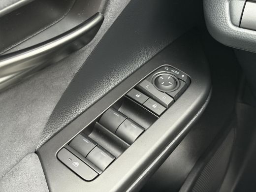 Toyota C-HR 2.0 Hybrid 200 Premi&egrave;re Edition AWD **BOMVOL OPTIES/ PANORAMA DAK/ GEHEUGEN VOORSTOEL/ 360 CAMERA... ActivLease financial lease