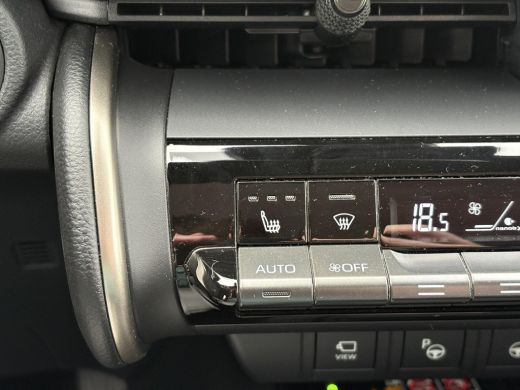 Toyota C-HR 2.0 Hybrid 200 Premi&egrave;re Edition AWD **BOMVOL OPTIES/ PANORAMA DAK/ GEHEUGEN VOORSTOEL/ 360 CAMERA... ActivLease financial lease