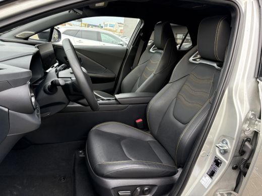 Toyota C-HR 2.0 Hybrid 200 Premi&egrave;re Edition AWD **BOMVOL OPTIES/ PANORAMA DAK/ GEHEUGEN VOORSTOEL/ 360 CAMERA... ActivLease financial lease