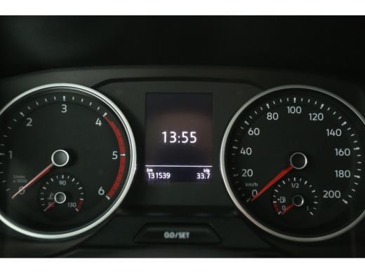 Volkswagen Crafter 35 2.0 TDI L3H3 | 140PK | 3000kg Trekgew. | Trekh. | Airco | Cruise ActivLease financial lease