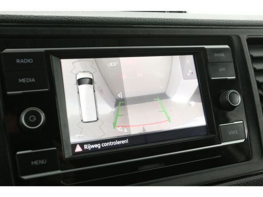 Volkswagen Crafter 35 2.0 TDI L4H3 | 177PK | 3000kg Trekgew. | Aut. | Airco | 3-Zits | Carplay | Trekh. | Camera | P... ActivLease financial lease