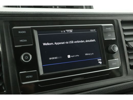 Volkswagen Crafter 35 2.0 TDI L4H3 | 177PK | 3000kg Trekgew. | Aut. | Airco | 3-Zits | Carplay | Trekh. | Camera | P... ActivLease financial lease