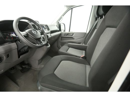 Volkswagen Crafter 35 2.0 TDI L4H3 | 177PK | 3000kg Trekgew. | Aut. | Airco | 3-Zits | Carplay | Trekh. | Camera | P... ActivLease financial lease
