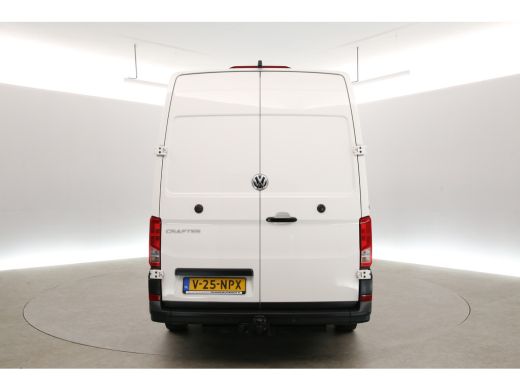Volkswagen Crafter 35 2.0 TDI L4H3 | 177PK | 3000kg Trekgew. | Aut. | Airco | 3-Zits | Carplay | Trekh. | Camera | P... ActivLease financial lease