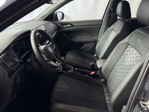 Volkswagen T-Cross ✅NIEUWE AUTO✅ TSI 115PK R-LINE EDITION TREKHAAK LED LMV IQ CAMERA STOELVERW ✅2025✅ "Volkswagen ri... ActivLease financial lease