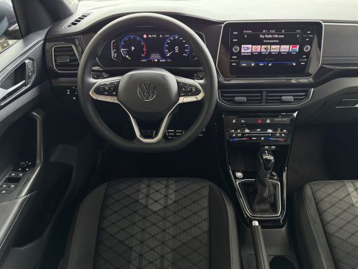Volkswagen T-Cross ✅NIEUWE AUTO✅ TSI 115PK R-LINE EDITION TREKHAAK LED LMV IQ CAMERA STOELVERW ✅2025✅ "Volkswagen ri... ActivLease financial lease