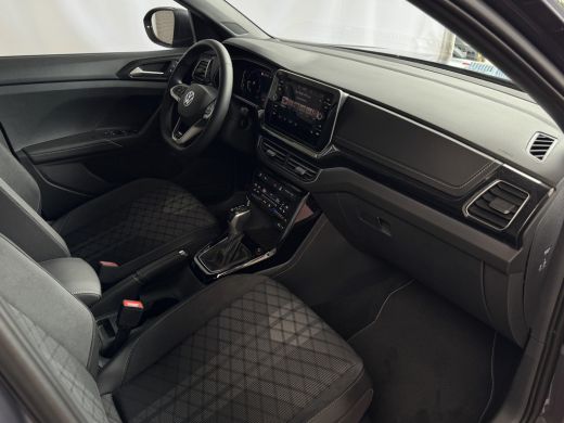 Volkswagen T-Cross ✅NIEUWE AUTO✅ TSI 115PK R-LINE EDITION TREKHAAK LED LMV IQ CAMERA STOELVERW ✅2025✅ "Volkswagen ri... ActivLease financial lease
