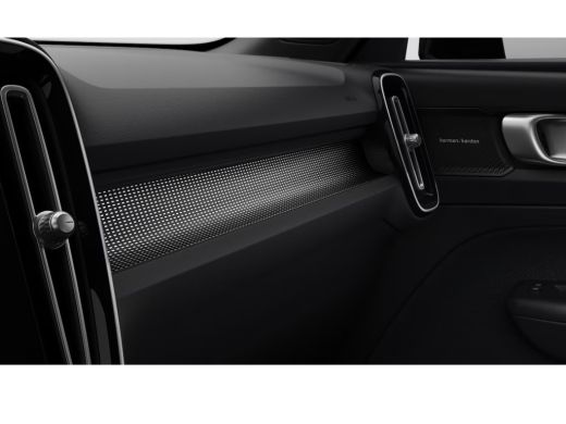 Volvo  EC40 Twin Motor Ultra 82 kWh Lighting | Volvo Guard Alarm | Verwarmbare buitenste zitplaatsen tweede z... ActivLease financial lease