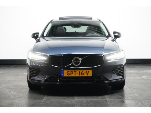 Volvo  V60 2.0 T6 Plug-in hybrid AWD Ultra Dark | Trekhaak | Panoramadak | BLIS | PDC V+A en camera | Stoel ... ActivLease financial lease