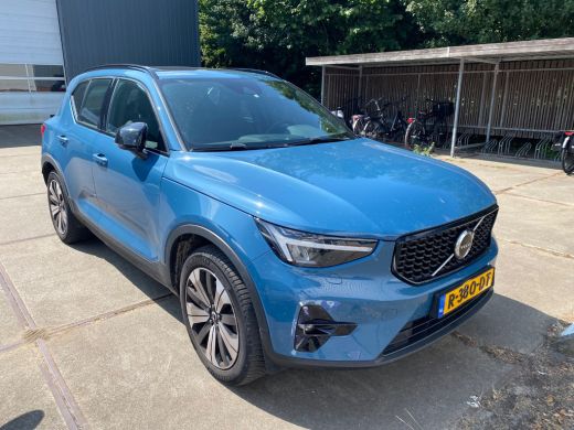 Volvo  XC40 1.5 T5 Recharge Ultimate Dark | Trekhaak | Panoramadak | PDC V+A en camera | Harman & Kardon Audi... ActivLease financial lease