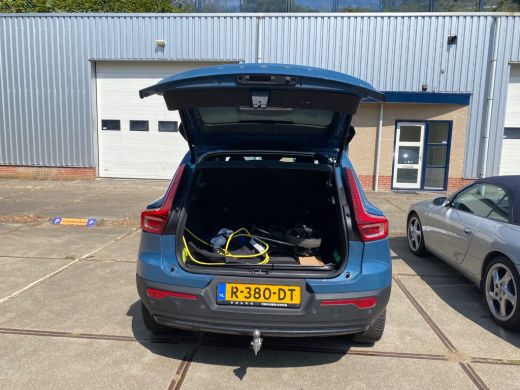 Volvo  XC40 1.5 T5 Recharge Ultimate Dark | Trekhaak | Panoramadak | PDC V+A en camera | Harman & Kardon Audi... ActivLease financial lease