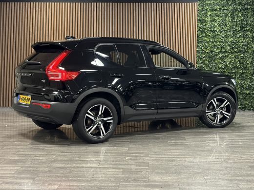 Volvo  XC40 T2 Aut. R-Design Schuifdak | Adaptieve Cruise Control | Stoel en Stuurwielverwarming | Parkeercam... ActivLease financial lease