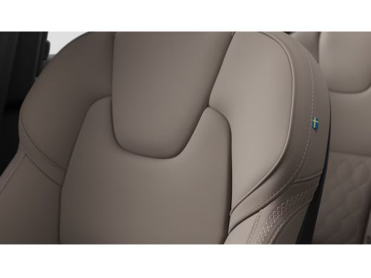 Volvo  XC90 2.0 T8 Plug-in hybrid AWD Ultra Bright | Gelamineerde zijruiten rondom | Bowers & Wilkins audiosy... ActivLease financial lease