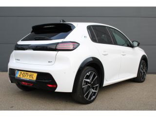 Peugeot e-208 EV GT 50 kWh | Fase 3 laden | Nieuw model | BTW | Navigatie | Camera voor + achter |