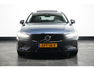 Volvo  V60 2.0 T6 Plug-in hybrid AWD Ultra Dark | Trekhaak | Panoramadak | BLIS | PDC V+A en camera | Stoel ...