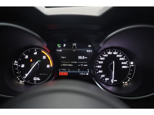 Alfa Romeo Stelvio 2.2d B-Tech Alles zwart, Volledier, Climate, Trkehaak, ActivLease financial lease