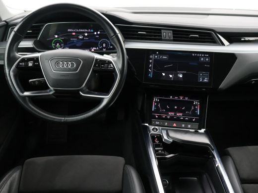 Audi e-tron 55 QUATTRO 95 kWh + TREKHAAK | NACHTZICHT | LUCHTVERING | HEAD-UP | ADAPTIVE CRUISE CONTROL ActivLease financial lease