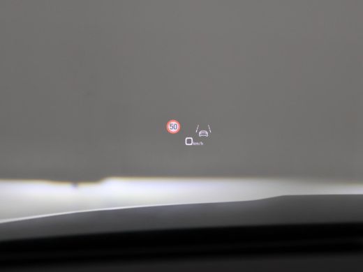 Audi e-tron 55 QUATTRO 95 kWh + TREKHAAK | NACHTZICHT | LUCHTVERING | HEAD-UP | ADAPTIVE CRUISE CONTROL ActivLease financial lease