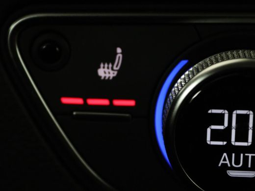 Audi Q5 2.0 TDI quattro Sport | Leder | Stoelverwarming | Trekhaak | Virtual Cockpit | Navigatie | Keyles... ActivLease financial lease