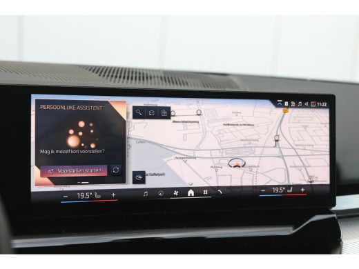 BMW 5 Serie Touring 530e M Sport Automaat / Trekhaak / Stoelventilatie / Comfort Access / Adaptieve LED / Par... ActivLease financial lease