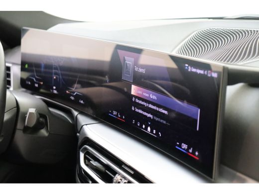 BMW i4 eDrive40 M Sport / Achteruitrijcamera / Stoelverwarming / Widescreen Display / Active Cruise Cont... ActivLease financial lease