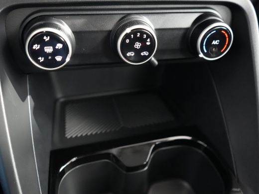 Citroën C3 Plus Citroen| Dagrijverlichting | Koplampen met ECO LED verlichting | Neerklapbare achterbank 60/40 ActivLease financial lease