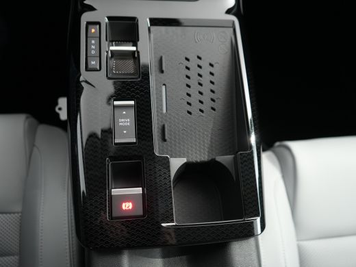 Citroën C5 Aircross Max | 'Extended Ambient Lightning': Uitgebreide sfeerverlichting langs het dashboard, tweeters, v... ActivLease financial lease