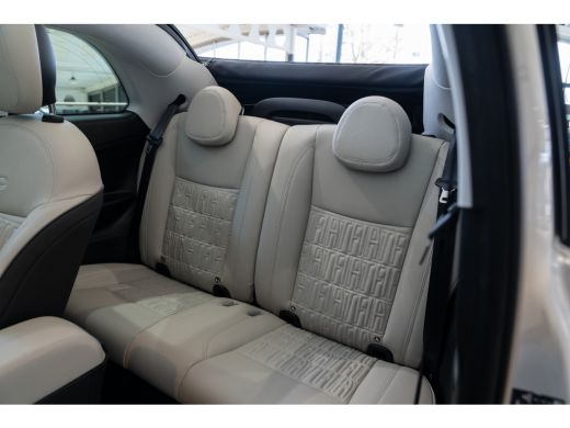 Fiat 500C La Prima 42 kWh | Camera | Stoelverwarming | Navigatie | Parkeersensoren | Climate Controle | Ada... ActivLease financial lease