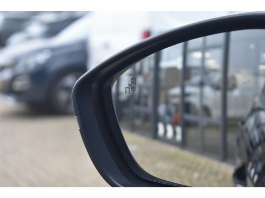 Fiat 600 1.2 Hybrid La Prima 8 Jaar Garantie! | Vol-Leder | Adaptive Cruise | Massage | Elektr. Achterklep... ActivLease financial lease