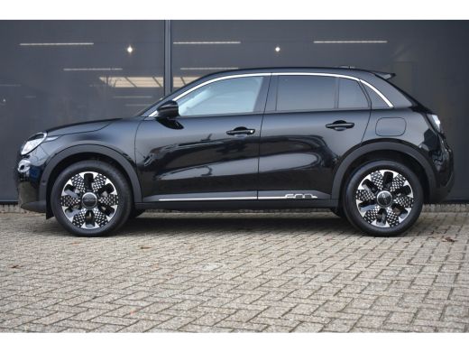 Fiat 600 1.2 Hybrid La Prima 8 Jaar Garantie! | Vol-Leder | Adaptive Cruise | Massage | Elektr. Achterklep... ActivLease financial lease