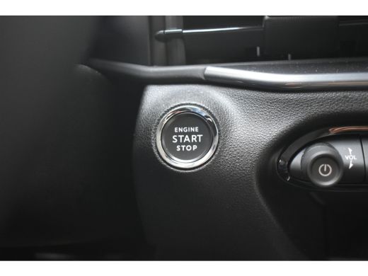 Fiat 600 1.2 Hybrid La Prima 8 Jaar Garantie! | Vol-Leder | Adaptive Cruise | Massage | Elektr. Achterklep... ActivLease financial lease