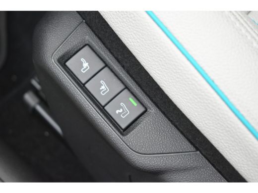 Fiat 600 1.2 Hybrid La Prima 8 Jaar Garantie! | Vol-Leder | Adaptive Cruise | Massage | Elektr. Achterklep... ActivLease financial lease