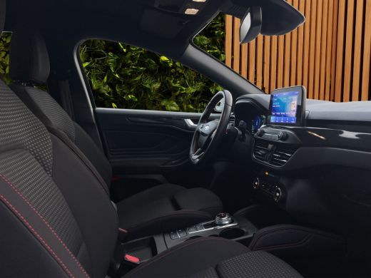 Ford Focus 1.5 EcoBoost ST Line X Business | NL auto | 1e eig. | Adapt. Cruise | B&O | Afn. trekhaak | AGR s... ActivLease financial lease