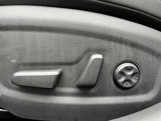 Hyundai i30 1.5 T-GDi 160pk MHEV N-Line Leder | Camera | Climate | Keyless | Full - Led | Navigatie | Alcanta... ActivLease financial lease