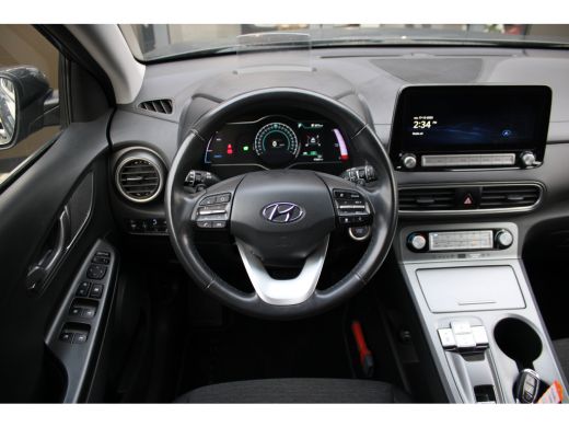 Hyundai Kona EV Fashion 64 kWh | Achteruitrijcamera | Head-up display | Keyless entry ActivLease financial lease