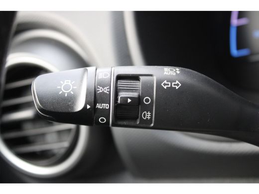 Hyundai Kona EV Fashion 64 kWh | Achteruitrijcamera | Head-up display | Keyless entry ActivLease financial lease