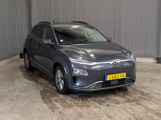 Hyundai Kona EV Fashion 64 kWh | Achteruitrijcamera | Head-up display | Keyless entry ActivLease financial lease