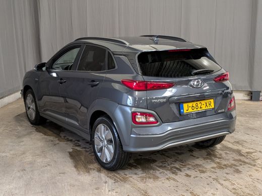 Hyundai Kona EV Fashion 64 kWh | Achteruitrijcamera | Head-up display | Keyless entry ActivLease financial lease