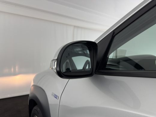 Hyundai Kona EV Fashion 64 kWh (3-Fase) {SOH-100%} (INCL-BTW)  Aut * HEATPUMP | NAVI-FULLMAP | LEATHER-FABRIC ... ActivLease financial lease