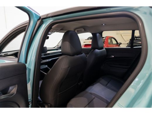 Jeep Avenger 1.2 e-Hybrid Summit | Navigatie | Elektrische Achterklep | Camera | Parkeersensoren | Climate Con... ActivLease financial lease