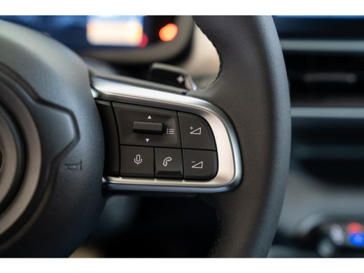 Jeep Avenger 1.2 e-Hybrid Summit | Navigatie | Elektrische Achterklep | Camera | Parkeersensoren | Climate Con... ActivLease financial lease